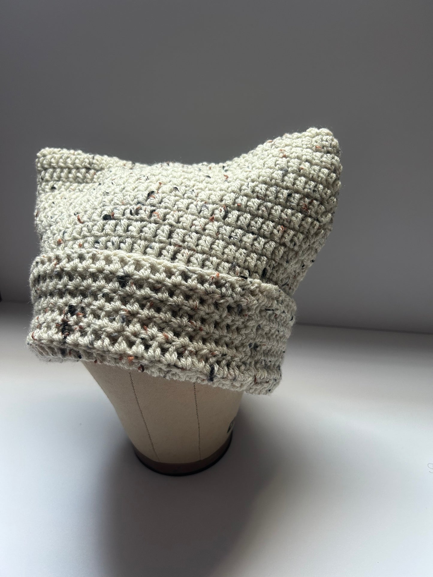 Crochet Cat Beanie- Oatmeal